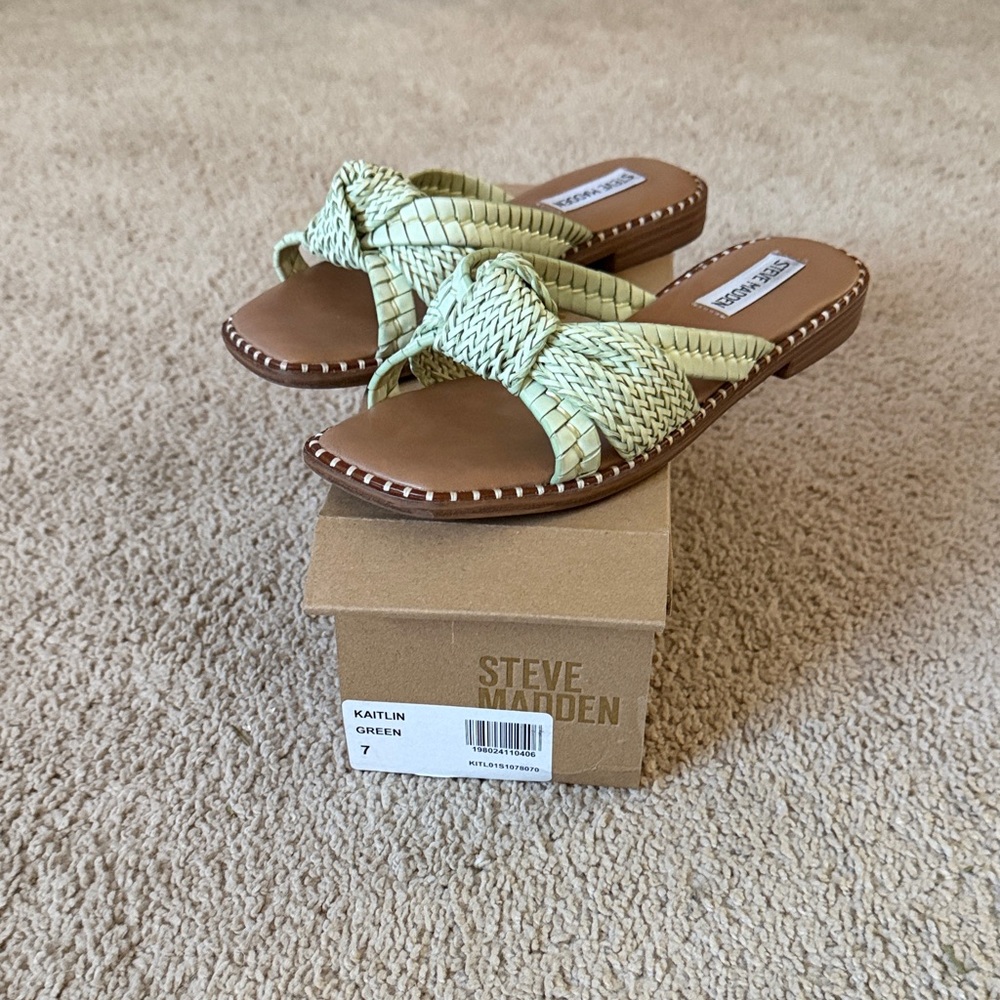 Steve Madden Kaitlin Light Green Woven Sandals